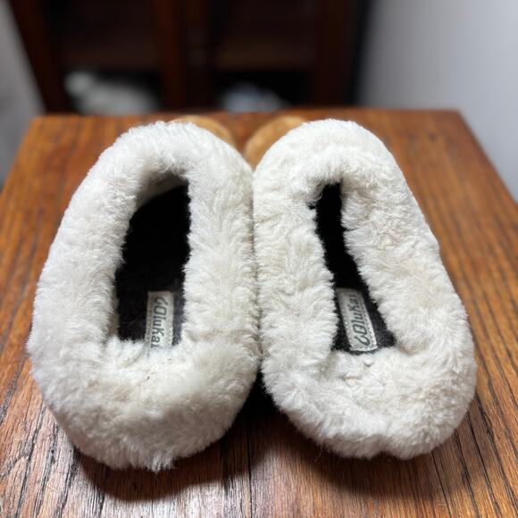 Warm winter OluKai z7977 Womens Tan leather sz 6 slipper house shoes Y2k - Picture 2 of 7